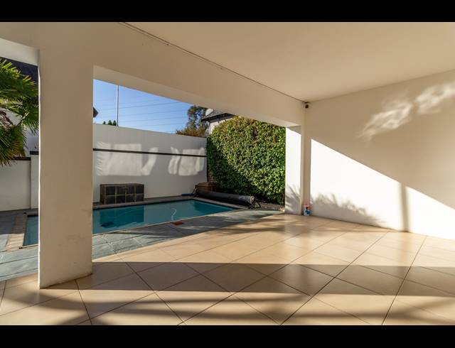 3 BEDROOM HOUSE RENTED IN SUNNINGHILL